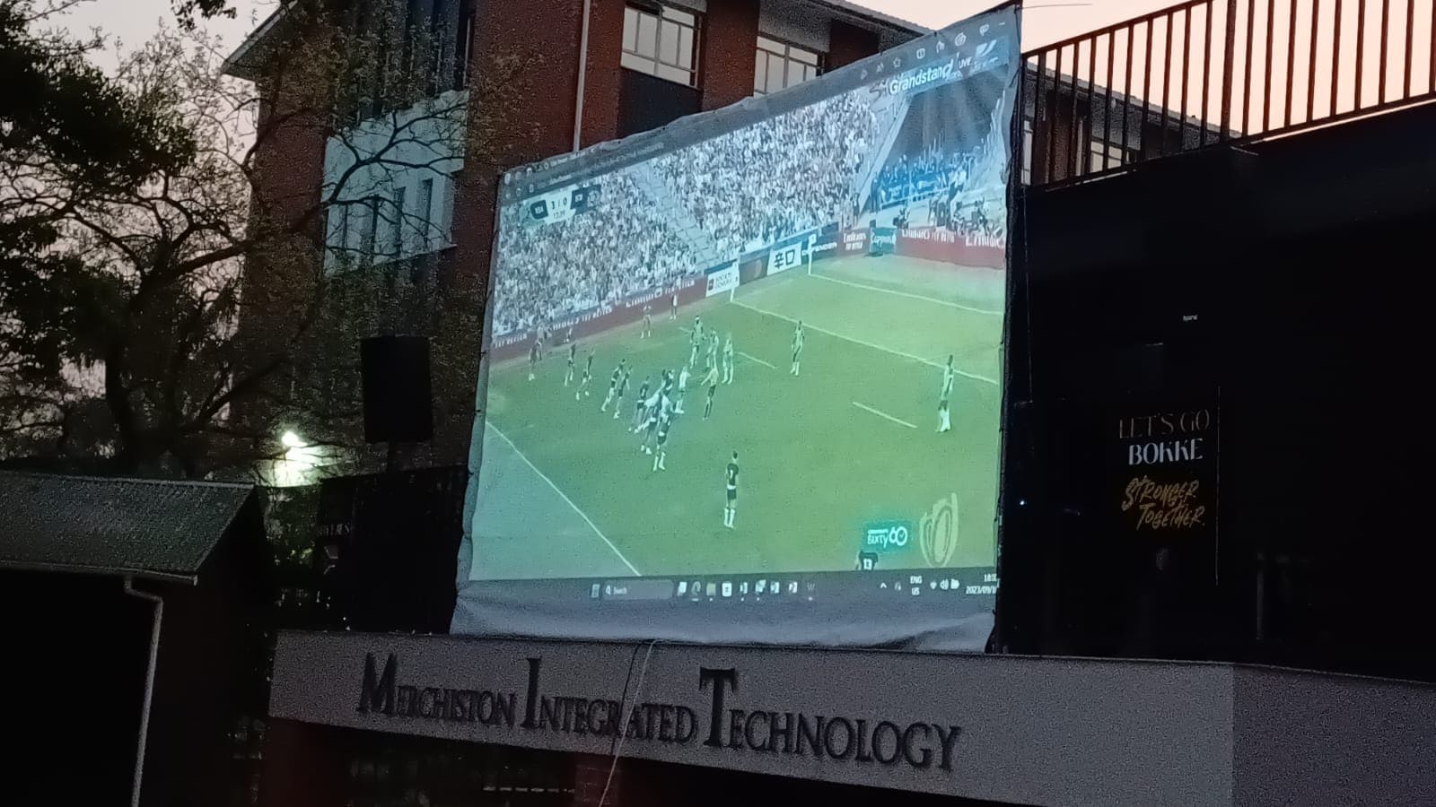 Kahnns Outdoor Movies Gallery Image 8