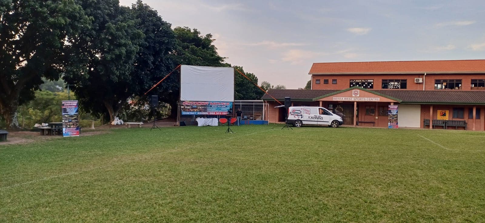 Kahnns Outdoor Movies Gallery Image 11