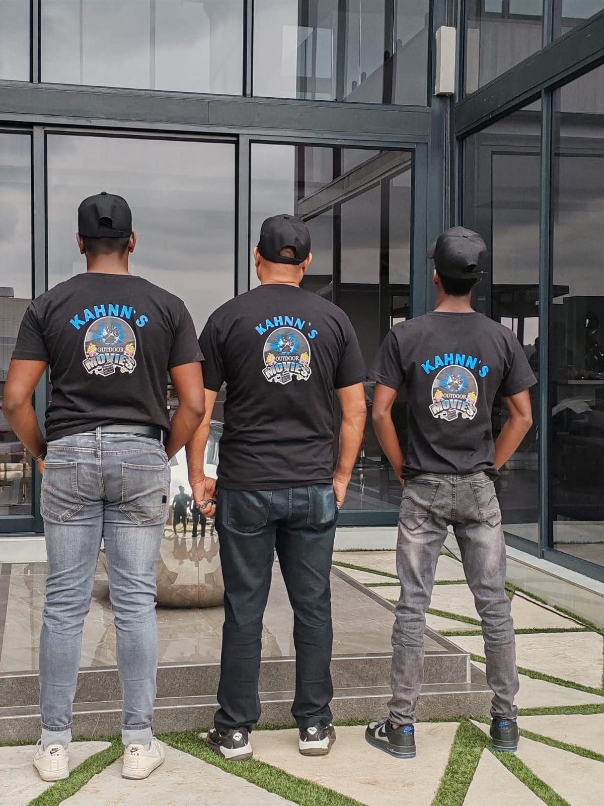 Kahnns Outdoor Movies Gallery Image 33