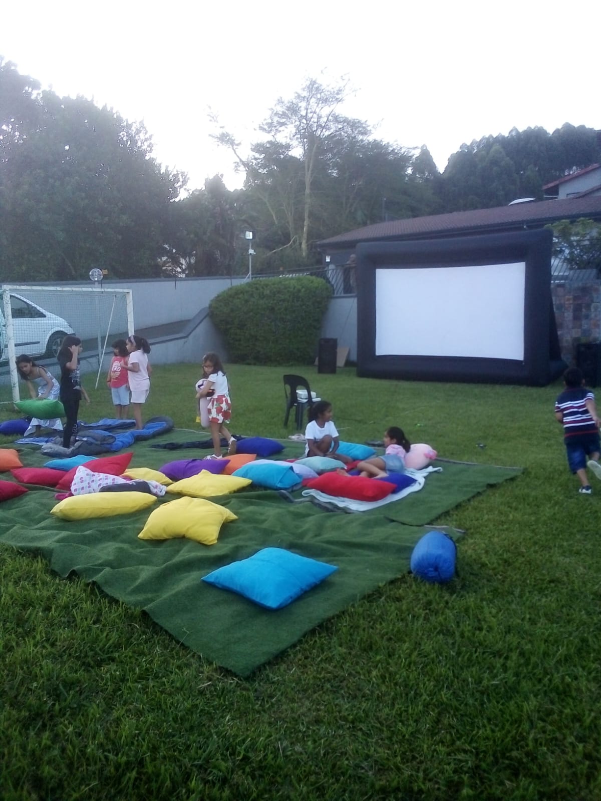 Kahnns Outdoor Movies Gallery Image 1